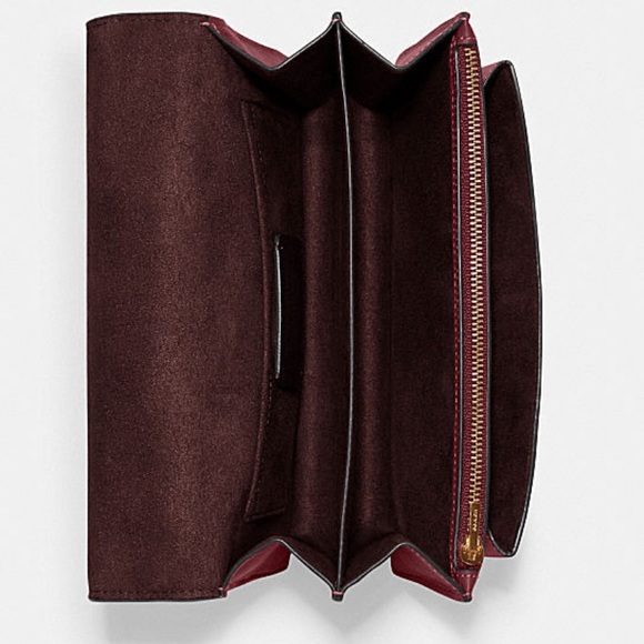 COACH Klare Crossbody With Linear Quilting - Picture 3 of 4